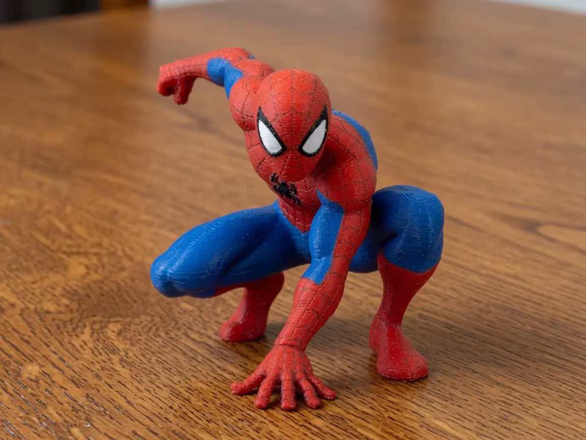 Statuetta Spider-Man stampata in 3D dettaglio ragnatela